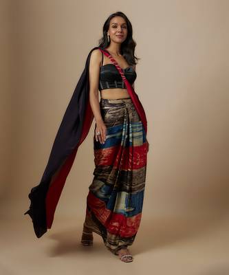 Rust ajrakh printed saree with black blouse 2
