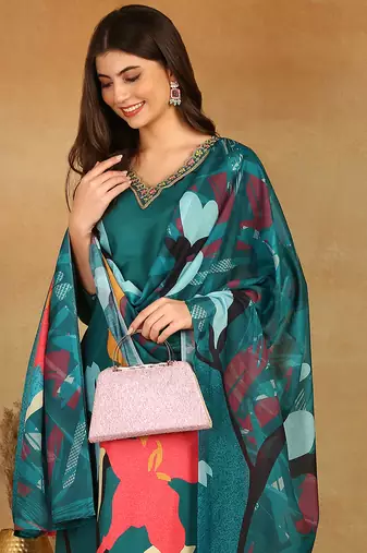 women green silk blend floral printed straight kurta trousers with dupatta