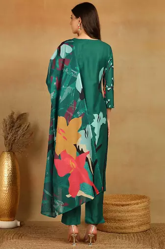 women green silk blend floral printed straight kurta trousers with dupatta
