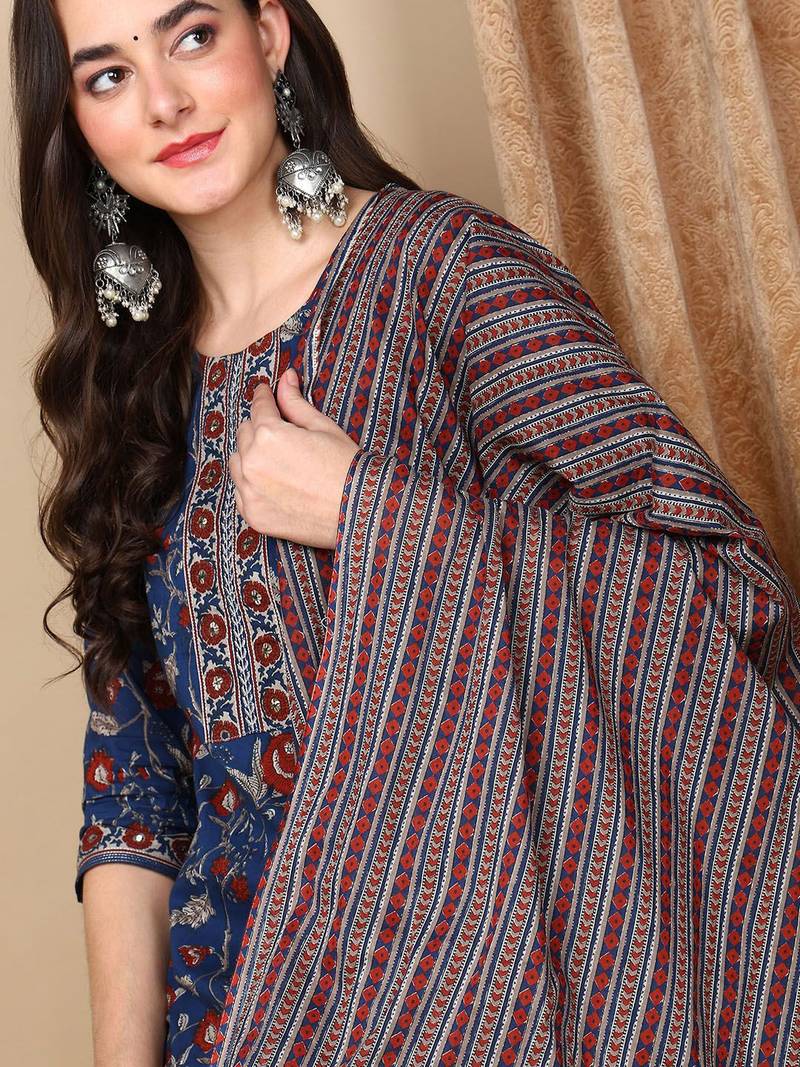 women blue rayon blend floral printed straight kurta trousers with dupatta