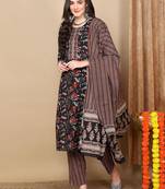 women black rayon blend floral printed straight kurta trousers with dupatta