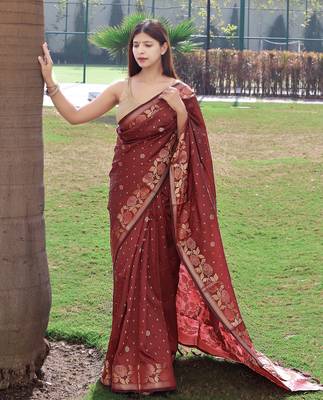 Brown Color Soft silk blend Sarees With Gold Zari Weaving Flower Pennal In Border And Pallu 1