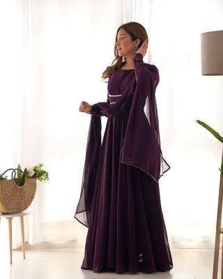 Georgette Anarkali Gown, Dupatta With Pent 4