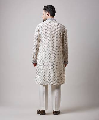 Fawn all over triangle print kurta set 4