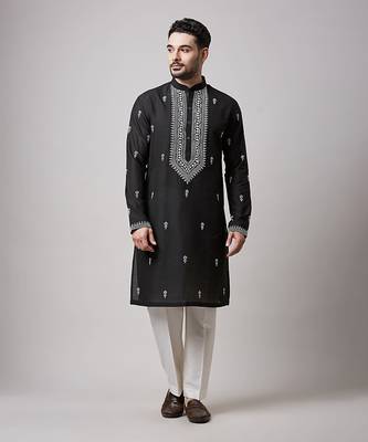 Black kurta set with white embroidery 2