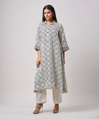 Geometrical square block print co-ord-set 2