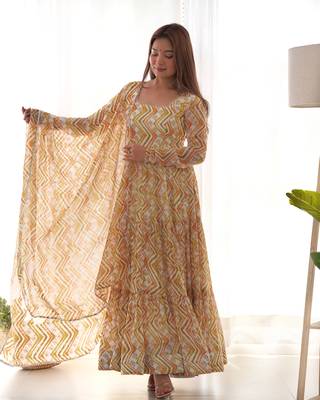 Fox Georgette Zigzag Print Fabric Fully Flair Anarkali Kurti, With Dupatta, Pent  4