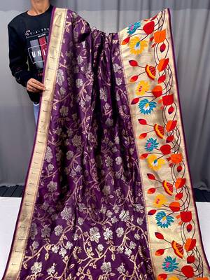 Wine Color Paithani silk blend Saree With Rich Weaved Paithani Pallu & 3D Traditional Design With Gold And Silver Zari 6