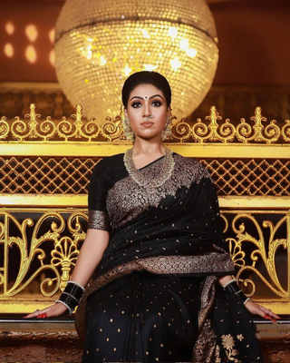 Black  Designer Weaving Jacquard Faux Banarasi Silk Traditional Saree 2