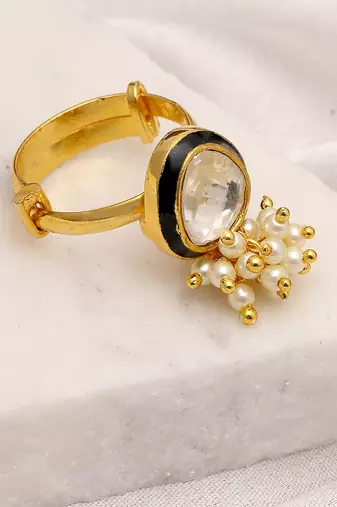 white diamond rings