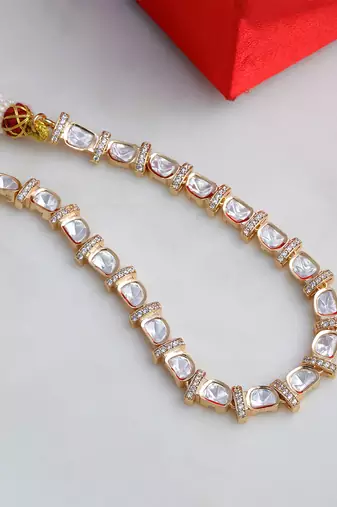 white diamond necklaces