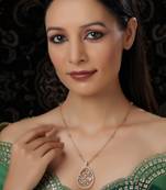 white diamond necklaces