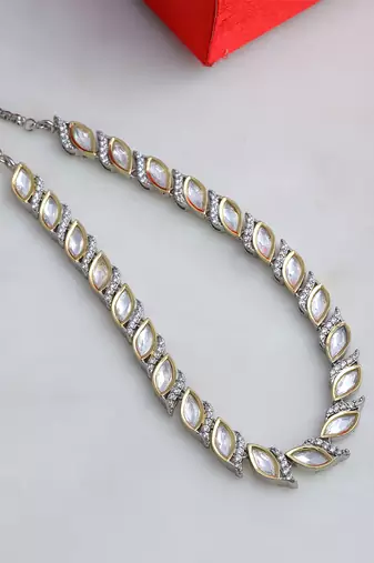 white diamond necklaces