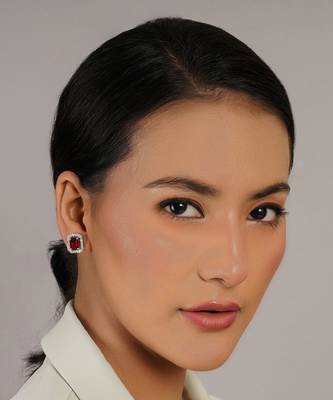 Stone earrings 1