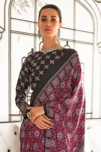 Women Magenta Banarasi Silk Saree  And Silk Rich Pallu Saree With Blouse For Women