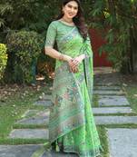 Luxury And Beautiful Soft, Smooth, Flowing Original Pashmina Soft Cotton Saree With Matching Blouse Fabric