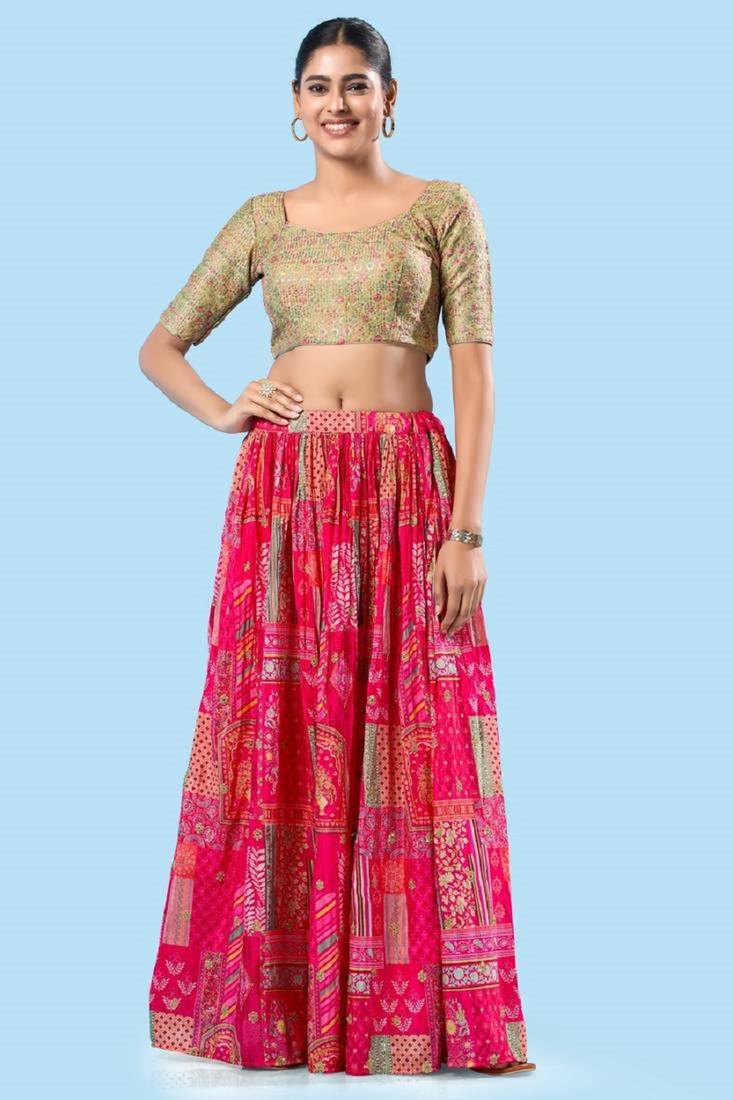 Padded Brocade Round Neck Blouse