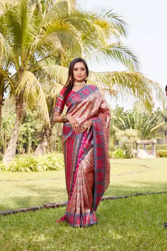 Boutique collection kanjivaram soft silk saree with blouse fabric