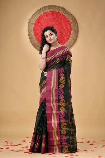 Black Woven Cotton Floral Handloom-Sarees Without Blouse Piece