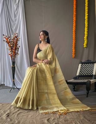 Yellow Tissue Silk Zari weaving Thread work saree with Blouse 3