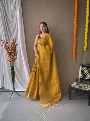 Golden Tissue Silk Zari weaving Thread work saree with Blouse 2