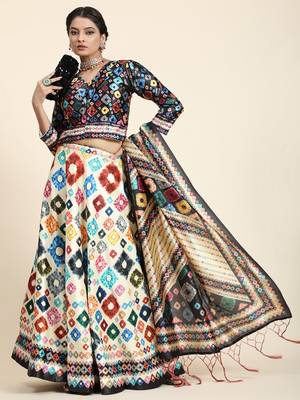 White Semi-Stitched Lehenga Choli Set With DUpatta 4