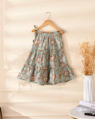 Girl's blue tiered flared dress 3