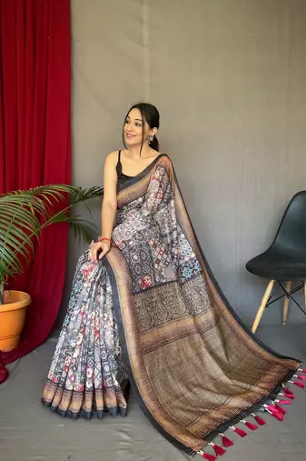 Women Black Cotton Blend Printed Work Pallu Saree With Blouse