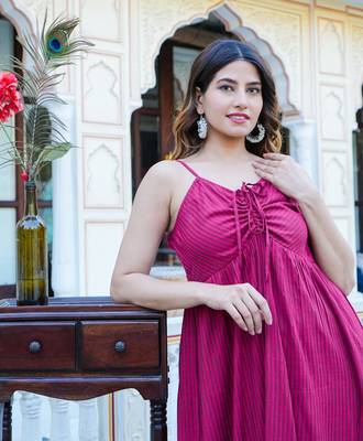Women'S Maroon Stripe Printed Dress (Maroon) 5