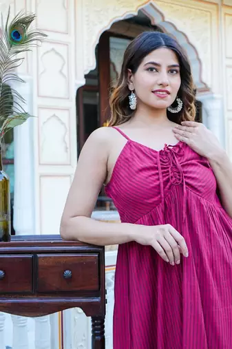 Women'S Maroon Stripe Printed Dress (Maroon)