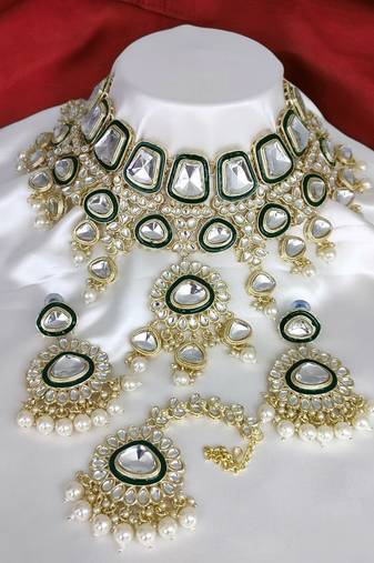 White green heavy premium bridal designer jewellery set