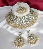 White heavy premium bridal designer jewellery set