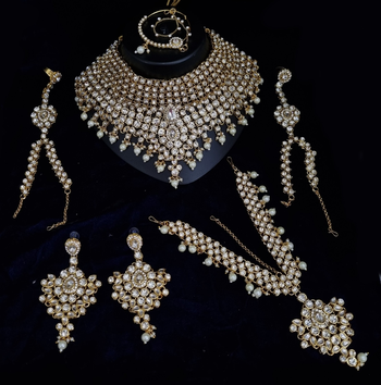 White silver heavy premium bridal designer jewellery set 1