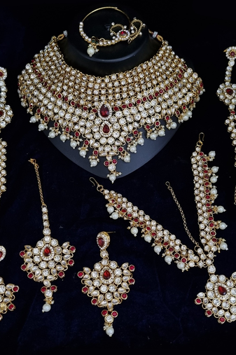 Maroon heavy premium bridal designer jewellery set