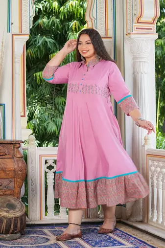 Women'S Plus Size Pink Polyester Embroidered Anarkali Kurta (Pink)