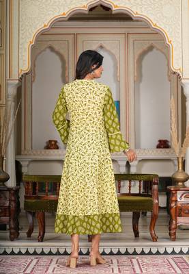 Women'S Floral Printed Jacket Style Anarkali Kurti (Green) 2