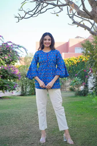 Women'S Cotton Indigo Geomatrical Printed Flared Top (Blue)