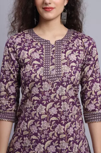 Largish cotton purple foil floral print, round neck straight kurta, with printed trouser