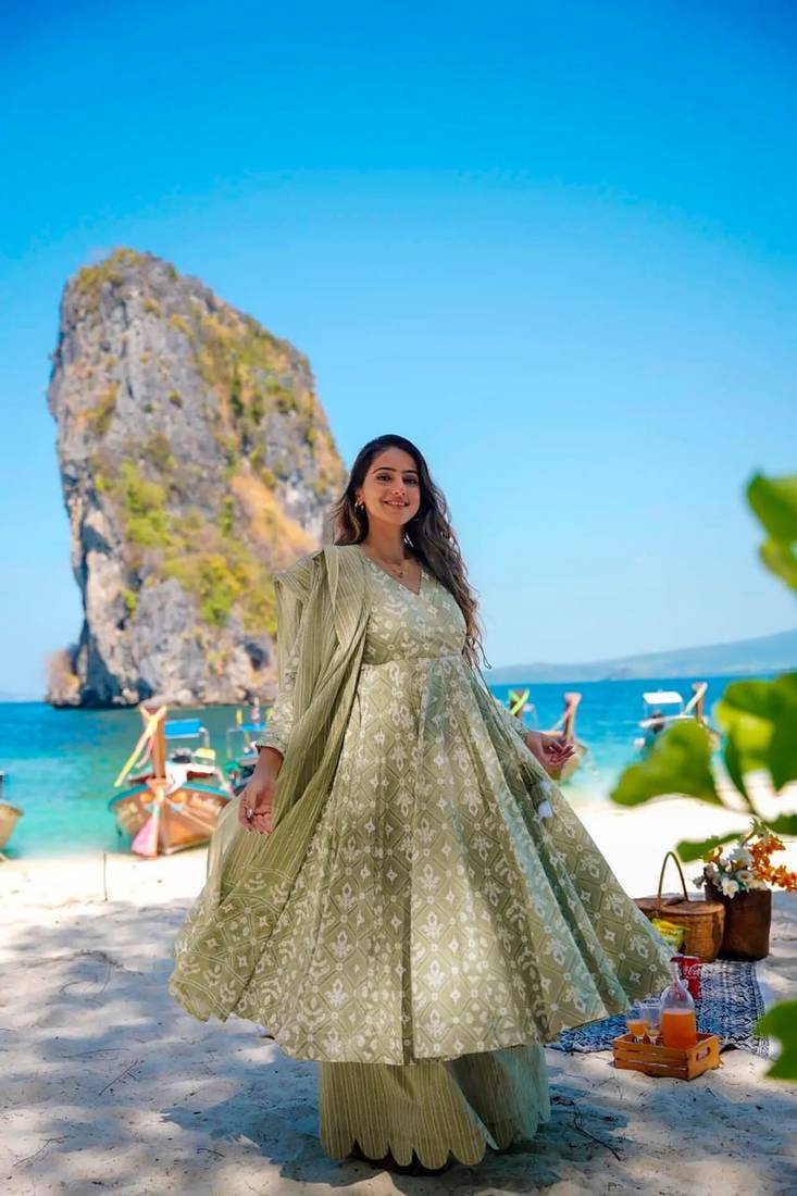 Pure maslin fabric kurta plazzo and dupatta set in baby green color