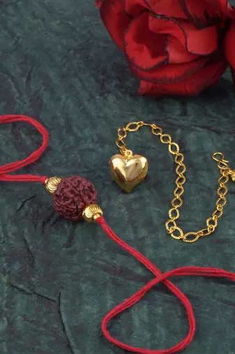Handmade rakhi combo couple pair panch mukhi rudraksha & gold heart unisex bracelet rakhi set for bhaiya bhabhi