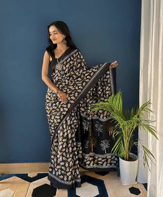 Black Printed Cotton Saree With Blouse 1