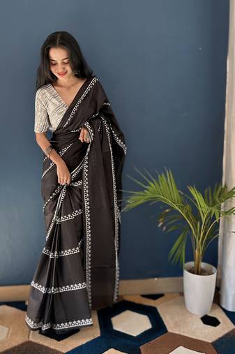 Black Printed Cotton Saree With Blouse