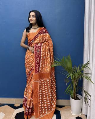 Mustard Printed Cotton Saree With Blouse 3