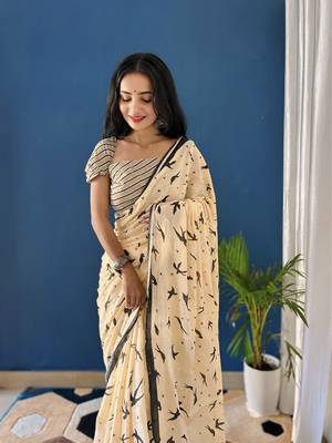 Beige Printed Cotton Saree With Blouse 2