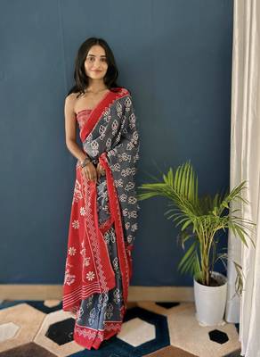 Grey Printed Cotton Saree With Blouse 2