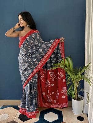 Grey Printed Cotton Saree With Blouse 4