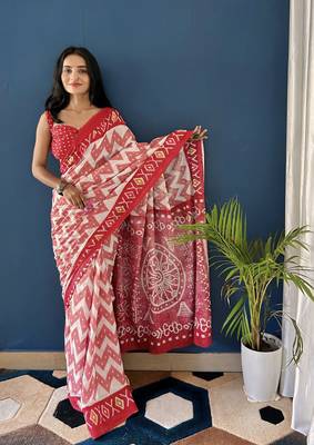 Red Printed Cotton Saree With Blouse 1
