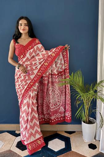 Red Printed Cotton Saree With Blouse