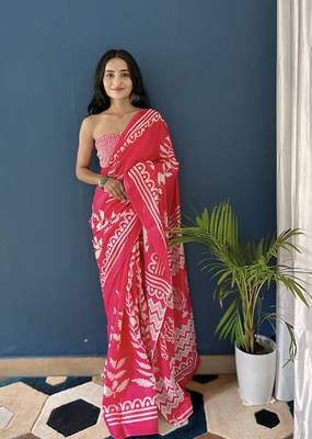 Red Printed Cotton Saree With Blouse 4