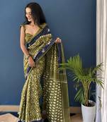 Green Printed Cotton Saree With Blouse